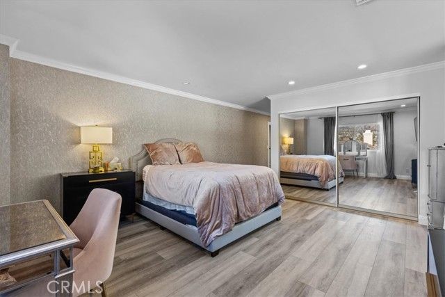 3435 Oakmont View Drive, Glendale, CA 91208