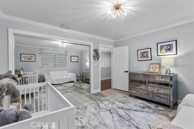 3435 Oakmont View Drive, Glendale, CA 91208