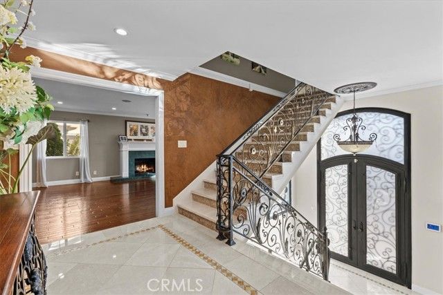 3435 Oakmont View Drive, Glendale, CA 91208