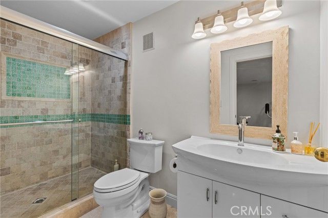 3435 Oakmont View Drive, Glendale, CA 91208