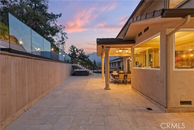 3435 Oakmont View Drive, Glendale, CA 91208