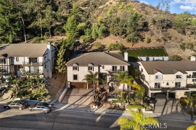 3435 Oakmont View Drive, Glendale, CA 91208