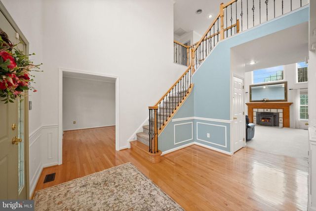 99 FOX LN, White Post, VA 22663