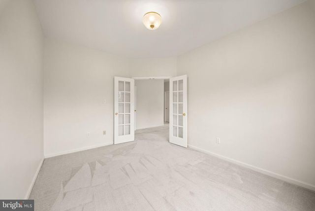99 FOX LN, White Post, VA 22663