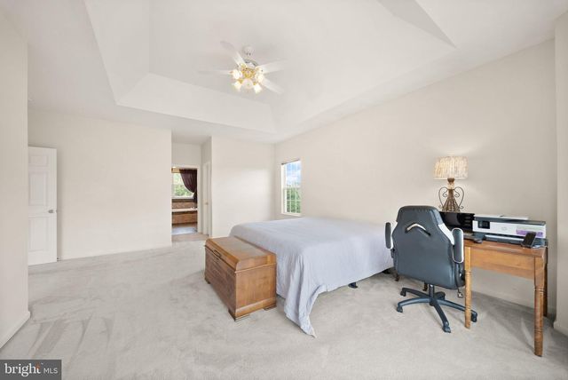 99 FOX LN, White Post, VA 22663
