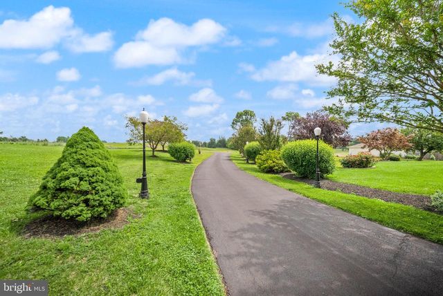 99 FOX LN, White Post, VA 22663