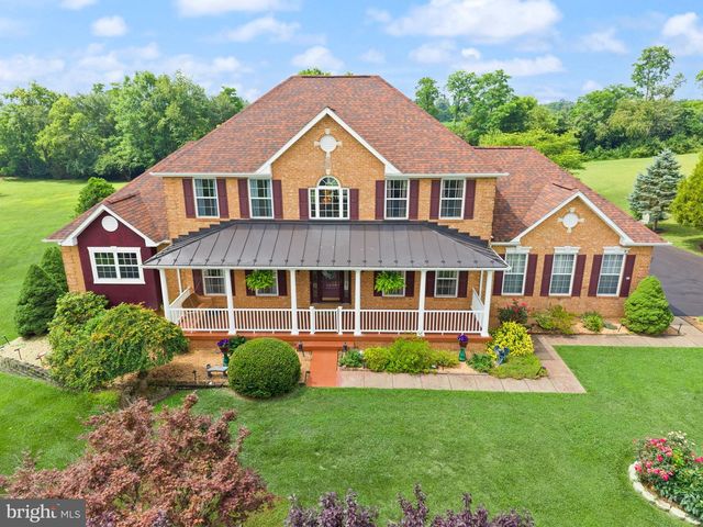 99 FOX LN, White Post, VA 22663