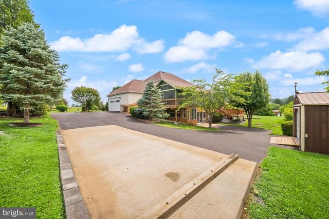 99 FOX LN, White Post, VA 22663