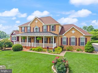 99 FOX LN, White Post, VA 22663