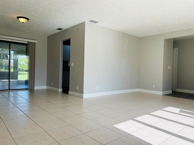 2486 SE WISHBONE Road, Port St. Lucie, FL 34952