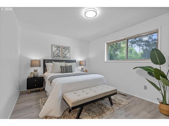 4547 Nw TUMALO Ct, Portland, OR 97229