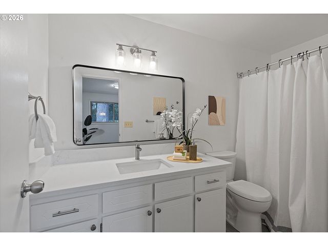 4547 Nw TUMALO Ct, Portland, OR 97229