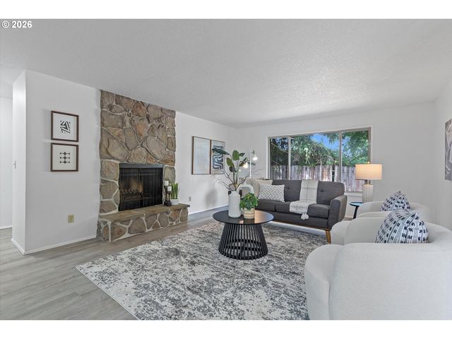 4547 Nw TUMALO Ct, Portland, OR 97229
