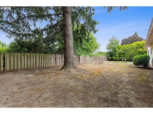 4547 Nw TUMALO Ct, Portland, OR 97229