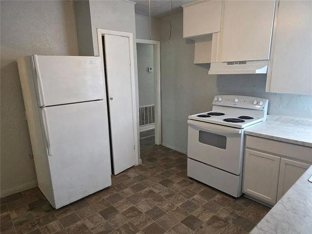 133 E Vanderbilt Dr, Corpus Christi, TX 78415