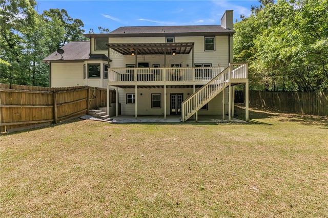 135 London Berry Court, Tyrone, GA 30290