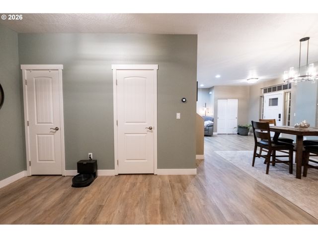 786 NORTH VIEW Dr, Winchester, OR 97495