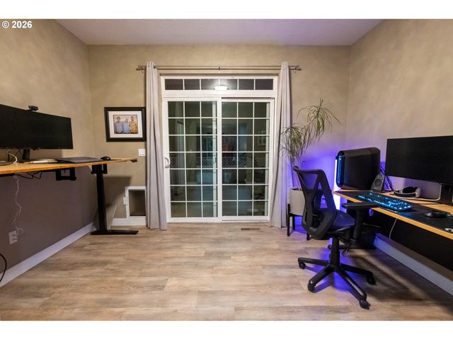 786 NORTH VIEW Dr, Winchester, OR 97495