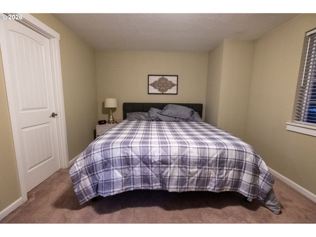 786 NORTH VIEW Dr, Winchester, OR 97495