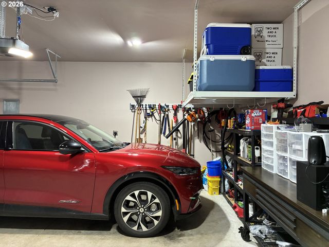 786 NORTH VIEW Dr, Winchester, OR 97495