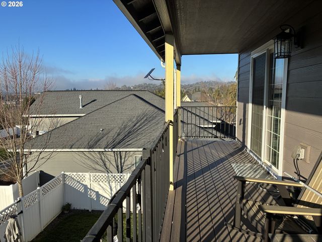 786 NORTH VIEW Dr, Winchester, OR 97495