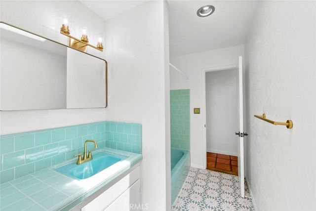 11525 Manzanita, Lakeside, CA 92040