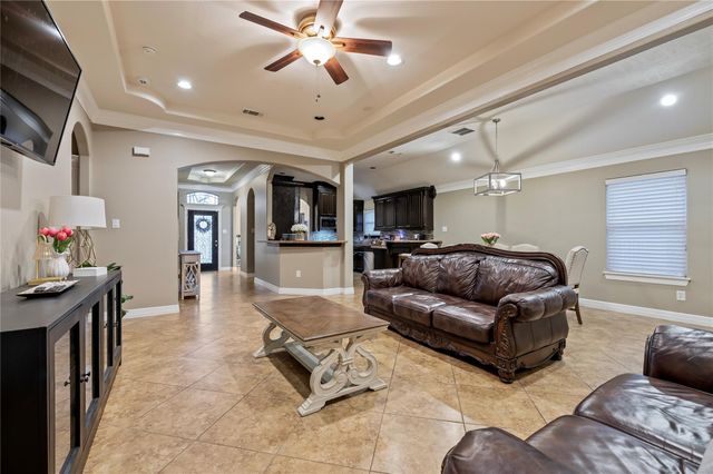 1012 Avenue I, South Houston, TX 77587