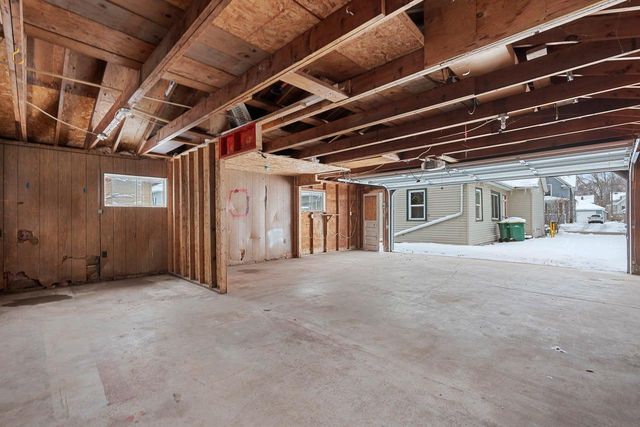 197 E 9TH STREET, Fond Du Lac, WI 54935