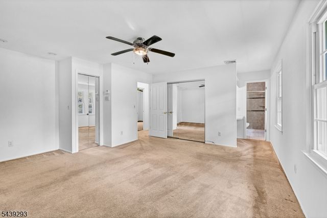 15 Linda Ln, Green Brook Twp., NJ 08812
