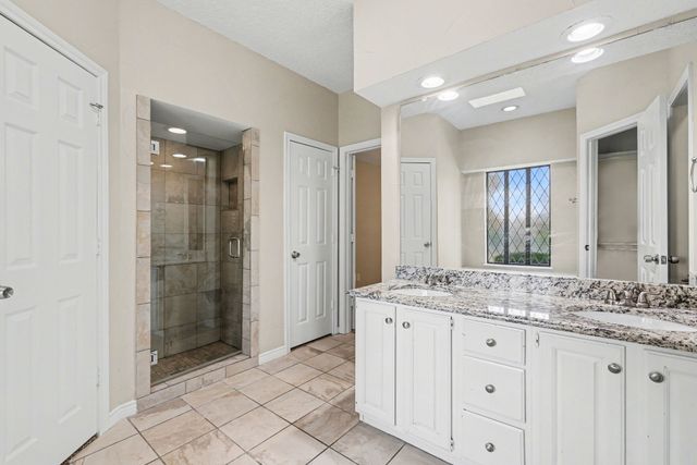 505 Springhill Drive, Hurst, TX 76054