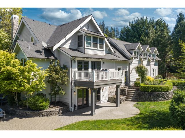 6228 Sw SWEETBRIAR Ct, Portland, OR 97221