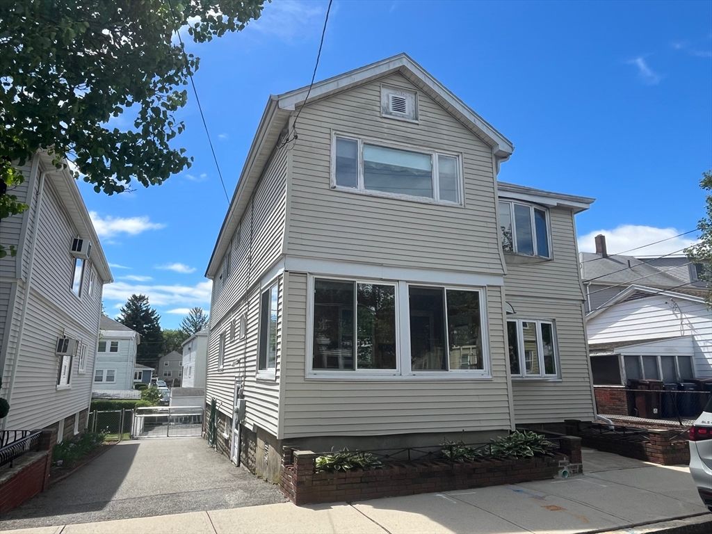 128-130 Clarence, Everett, MA 02149
