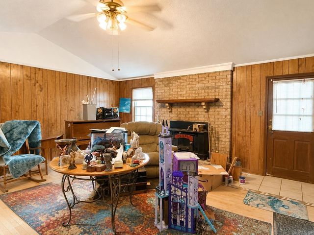 11 Glade Rd., Jacksonville, AR 72076