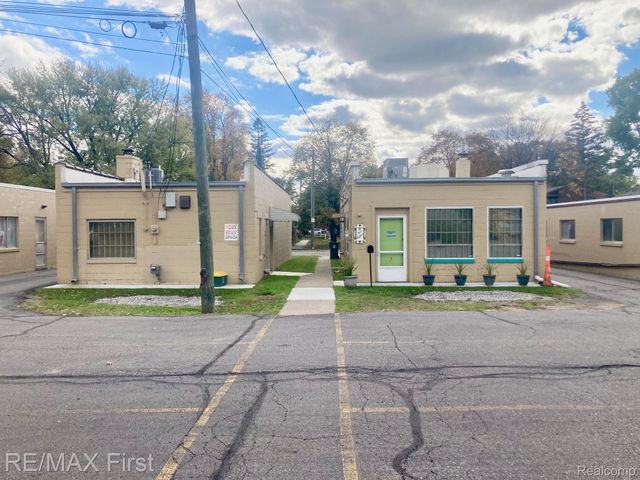 1114 Catalpa Drive, Royal Oak, MI 48067