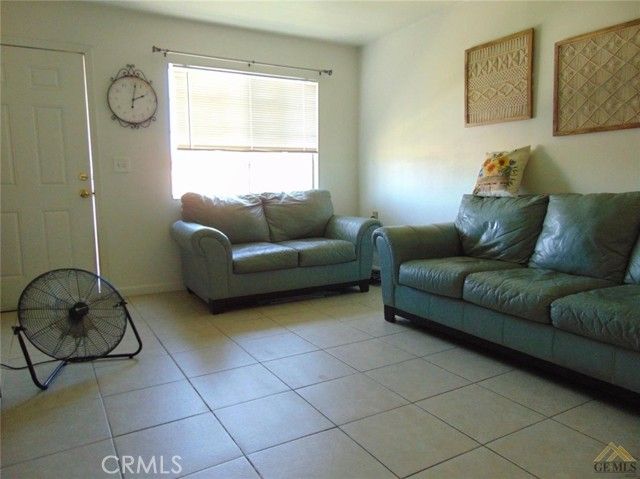 123 Hart, Bakersfield, CA 93308