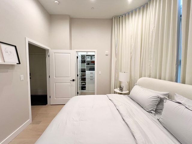 360 Meridian Street 7, Boston, MA 02128