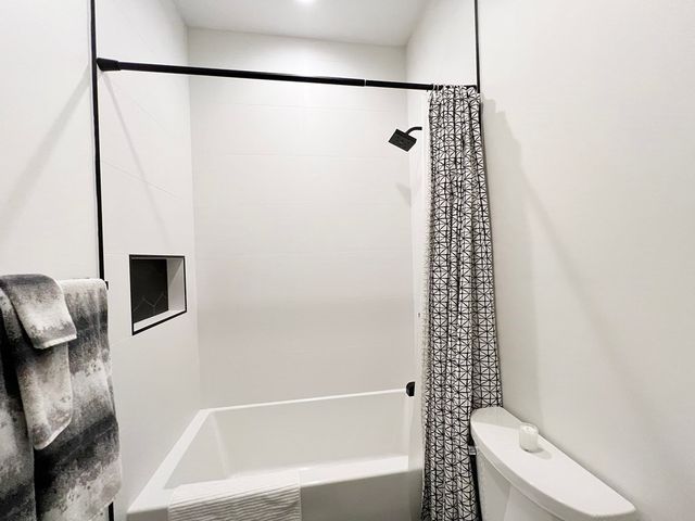 360 Meridian Street 7, Boston, MA 02128