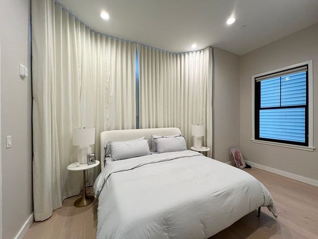 360 Meridian Street 7, Boston, MA 02128