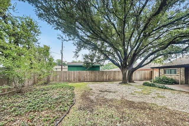 3815 Thonig Road, Houston, TX 77092