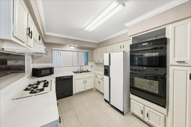 3815 Thonig Road, Houston, TX 77092