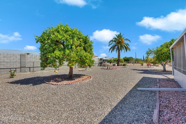 10232 W SUTTERS GOLD Lane, Sun City, AZ 85351