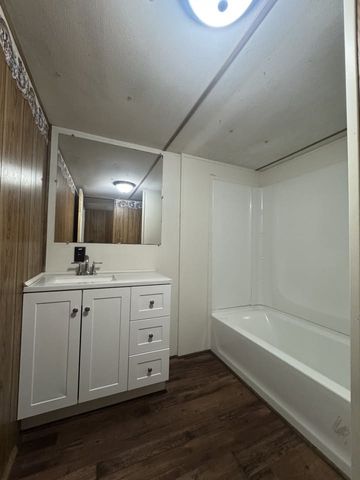 1300 Red Hawk Bay Drive, West Tawakoni, TX 75474