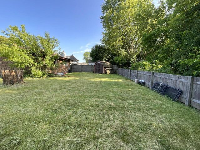 8610 45th AVENUE, Kenosha, WI 53144