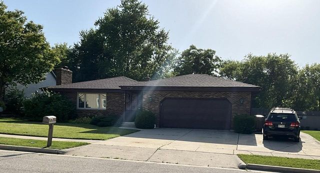 8610 45th AVENUE, Kenosha, WI 53144