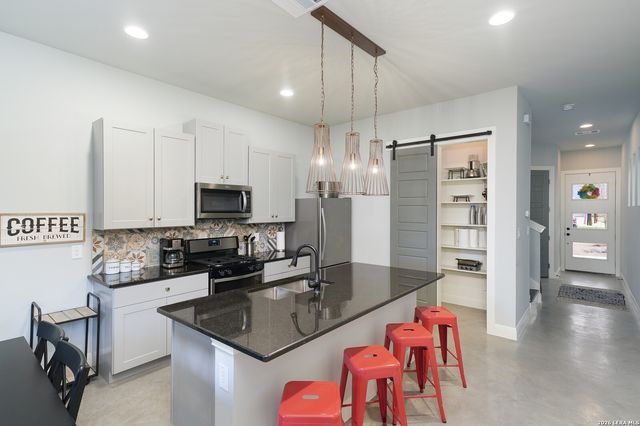 518 Nevada, San Antonio, TX 78203