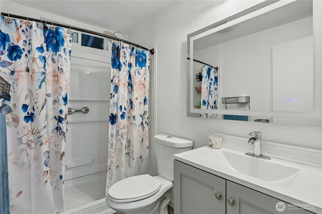 20414 54th Avenue W, Lynnwood, WA 98036