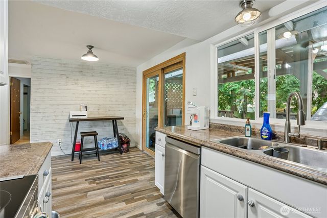 20414 54th Avenue W, Lynnwood, WA 98036