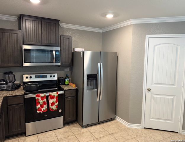 4360 KLEIN MDWS, New Braunfels, TX 78130