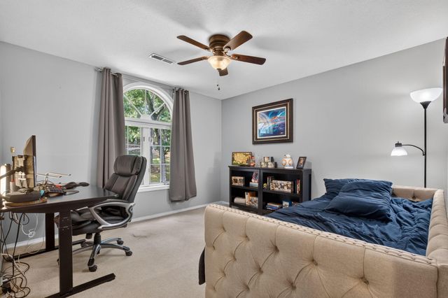 1790 N Deer Lane, Nixa, MO 65714