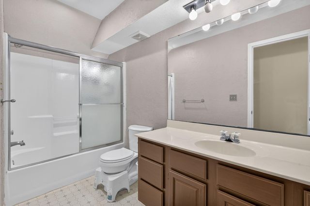 1790 N Deer Lane, Nixa, MO 65714